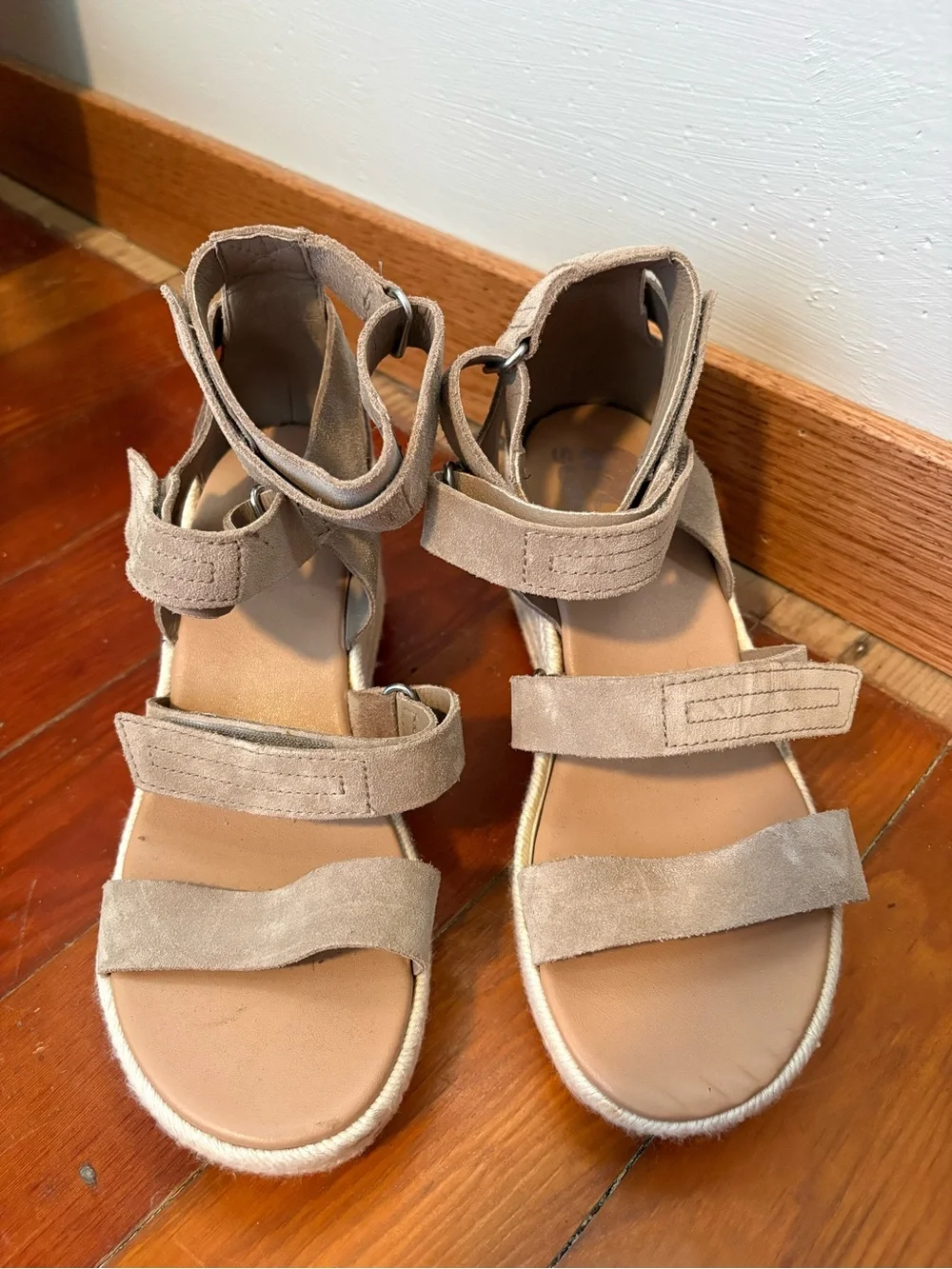 Sorel Women's Beige/Taupe Strappy Espadrille Sandals